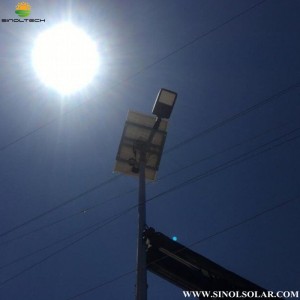 Express Way Solar LED Street Light 120W